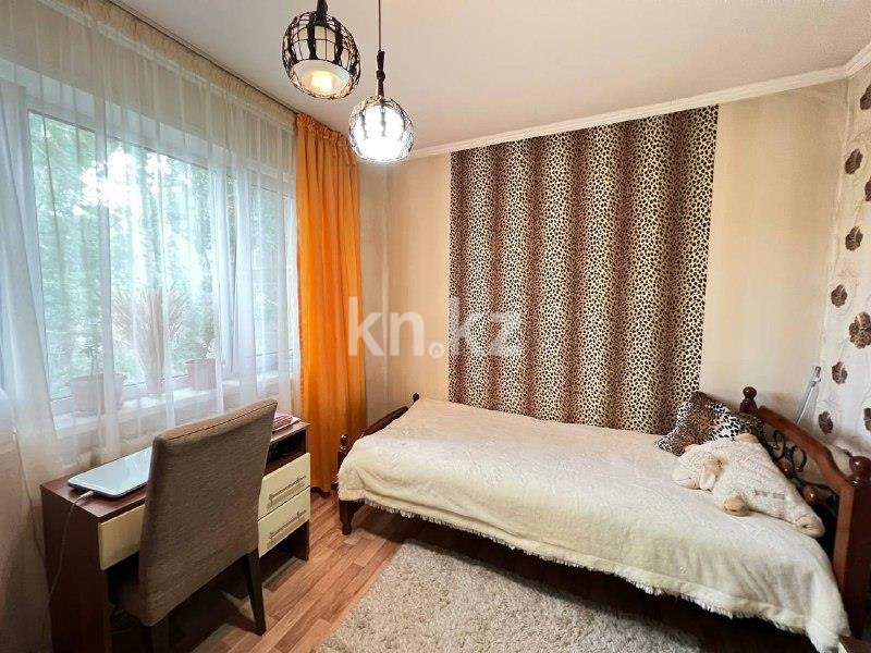 Продажа 4-комнатной квартиры, 61 м², мкр-н 17, дом  39 в Караганде - фото 3