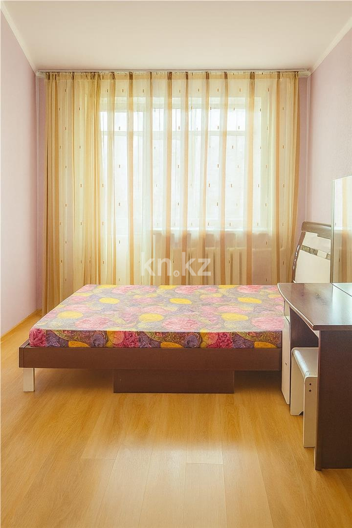 Продажа 3-комнатной квартиры, 63 м², ул. Рыскулбекова в Астане - фото 2