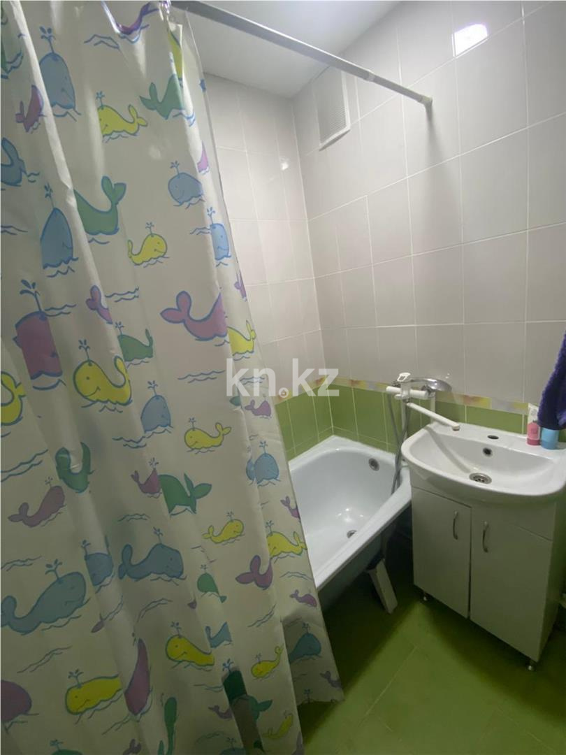Продажа 3-комнатной квартиры, 65 м² в Караганде - фото 8