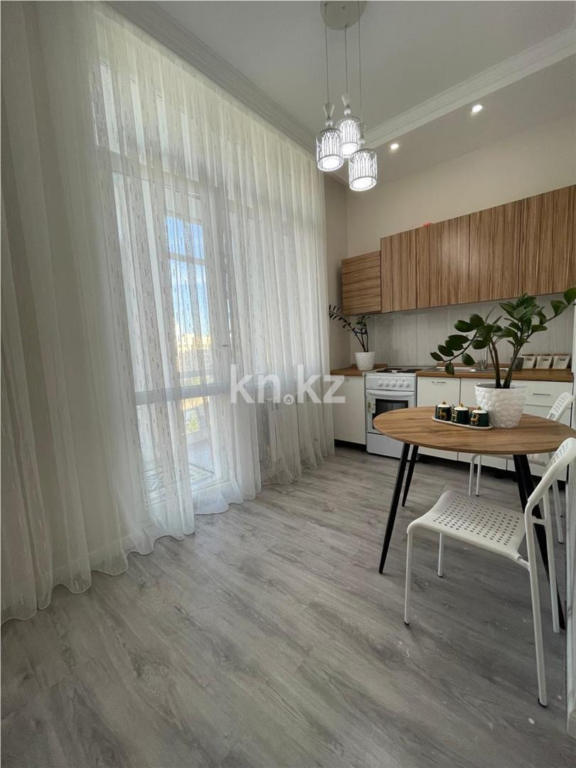 Продажа 1-комнатной квартиры, 42 м², пр. Мангилик Ел в Астане - фото 4