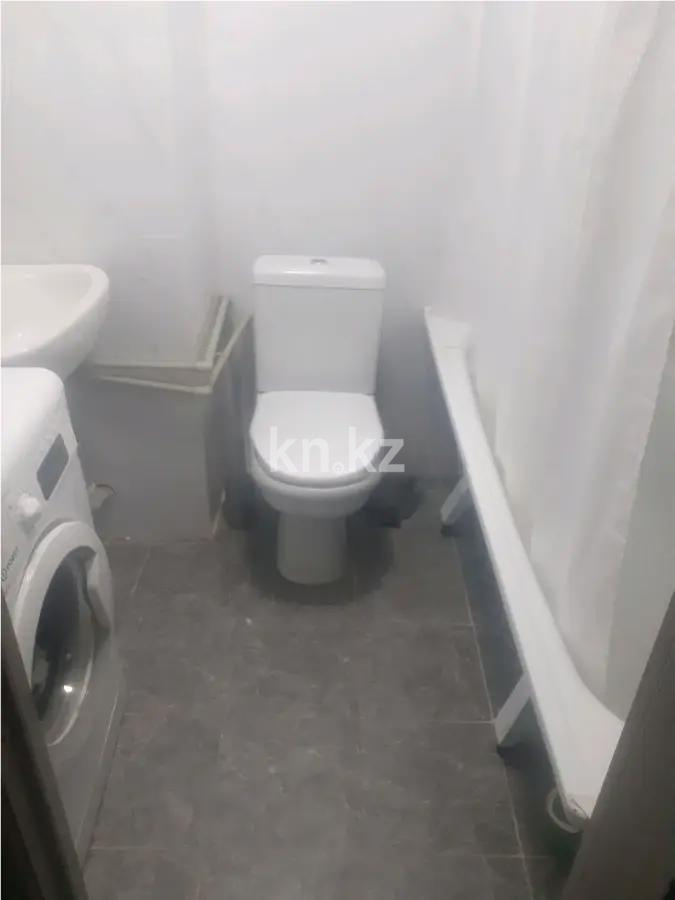 Продажа 1-комнатной квартиры, 18.7 м², ул. Утеген батыра, дом  71а в Алматы - фото 2