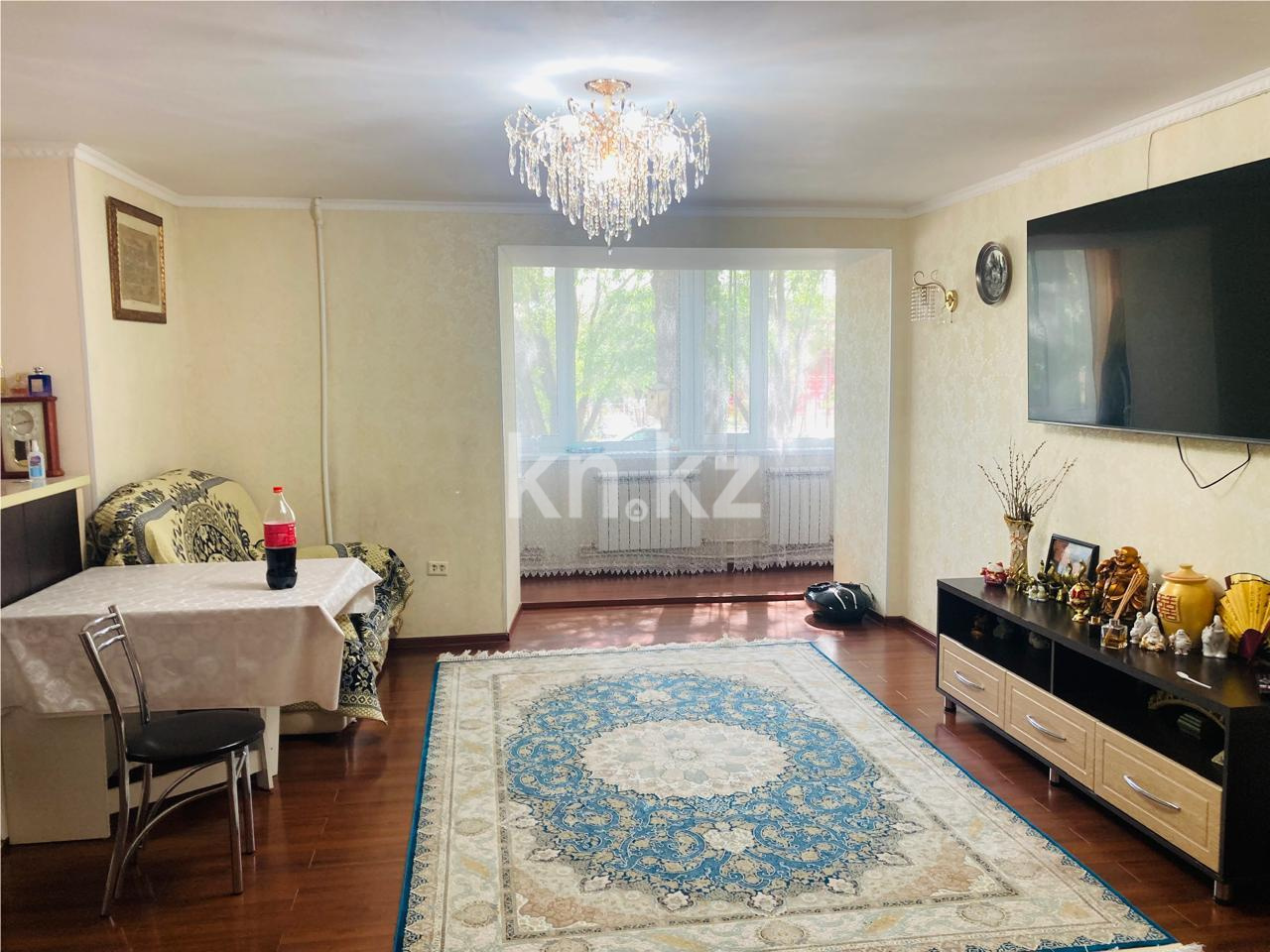 Продажа 4-комнатной квартиры, 83 м², ул. Муканова в Караганде