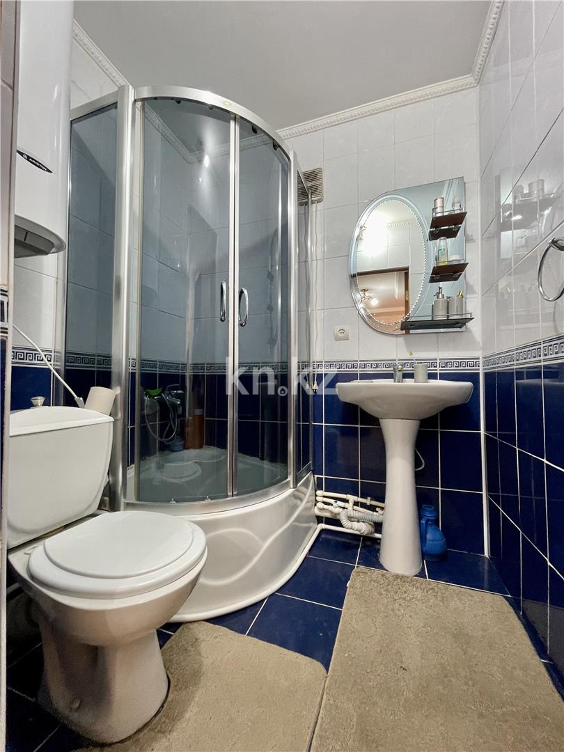 Продажа 4-комнатной квартиры, 117 м², пр. Республики, дом  4 в Караганде - фото 26