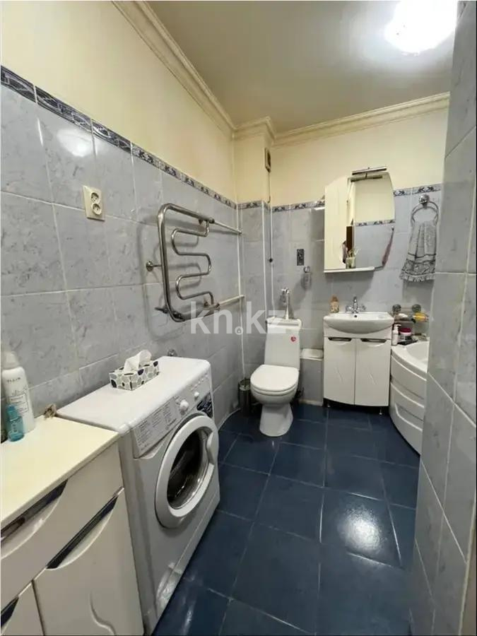 Продажа 3-комнатной квартиры, 74 м², ул. Казыбек би, дом  81-83 в Алматы - фото 5