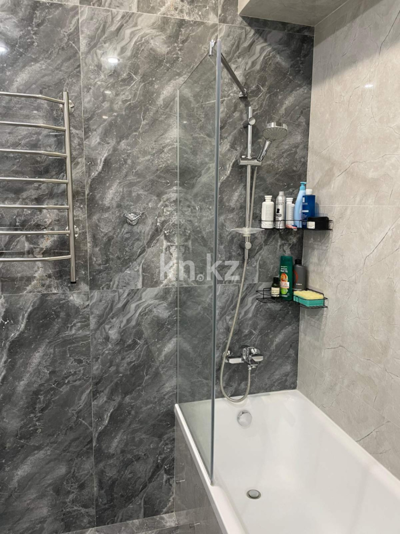 Продажа 2-комнатной квартиры, 74.1 м² в Алматы - фото 18