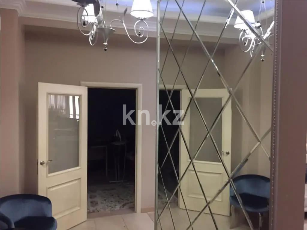 Продажа 4-комнатной квартиры, 118 м², ул. Омаровой, дом  37 в Алматы - фото 5