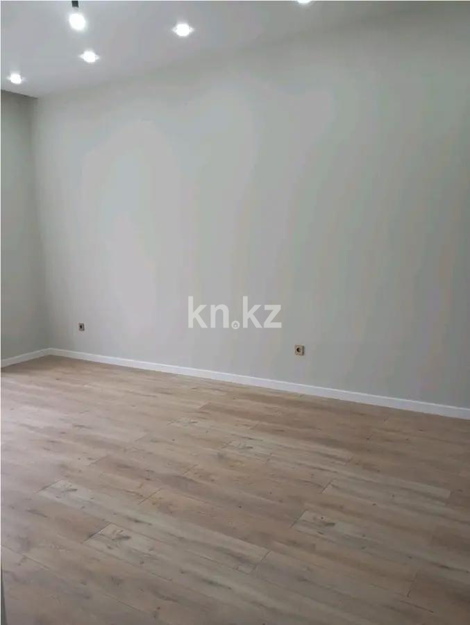 Продажа 1-комнатной квартиры, 36 м², ул. Е-15, дом  13/1 в Астане