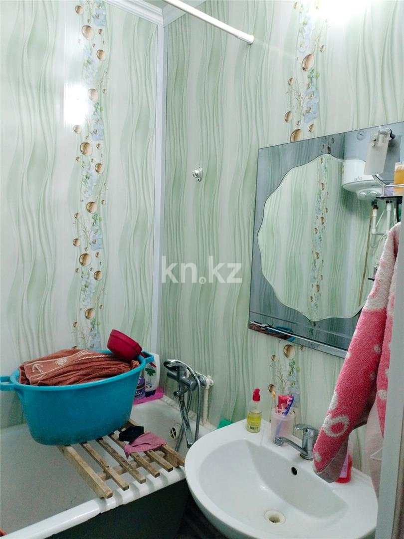 Продажа 2-комнатной квартиры, 52 м², мкр-н Восток-3, дом  16 в Караганде - фото 10