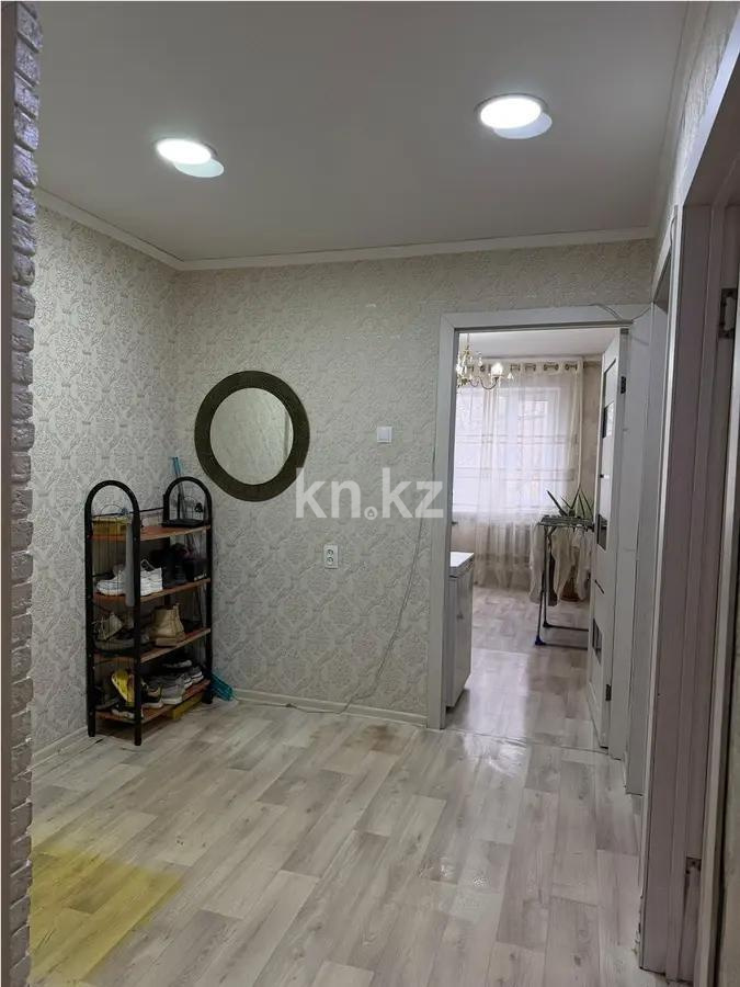 Продажа 3-комнатной квартиры, 63 м², пр. Строителей, дом  18 в Караганде - фото 7