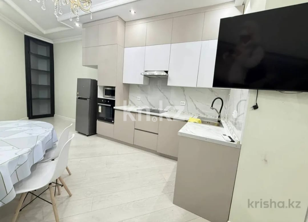 Аренда 2-комнатной квартиры, 60 м², пр. Мангилик Ел, дом  21 в Астане