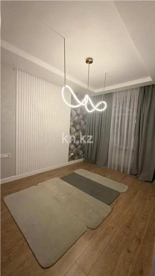 Продажа 2-комнатной квартиры, 69 м² в Караганде