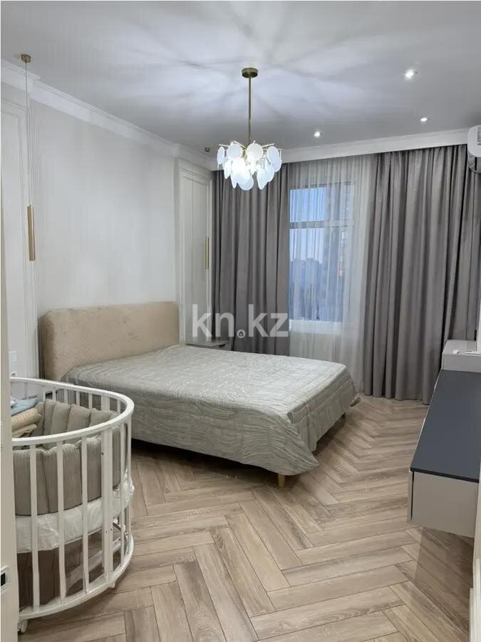 Продажа 4-комнатной квартиры, 140 м² в Астане - фото 2