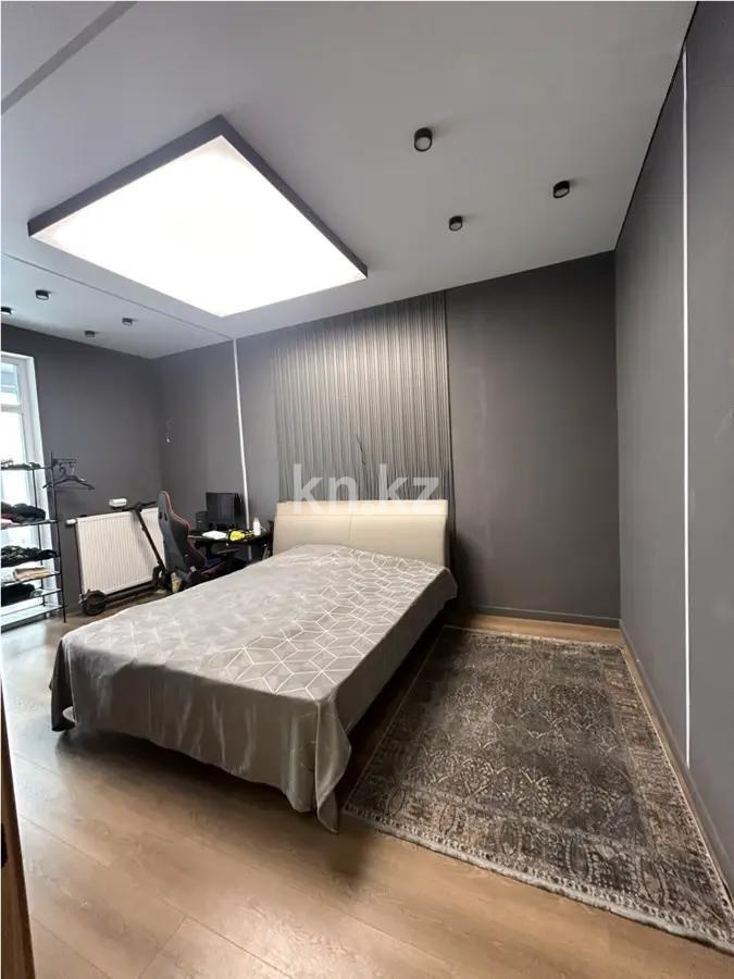 Продажа 4-комнатной квартиры, 135.6 м², ул. Мухамедханова, дом  4/1 в Астане