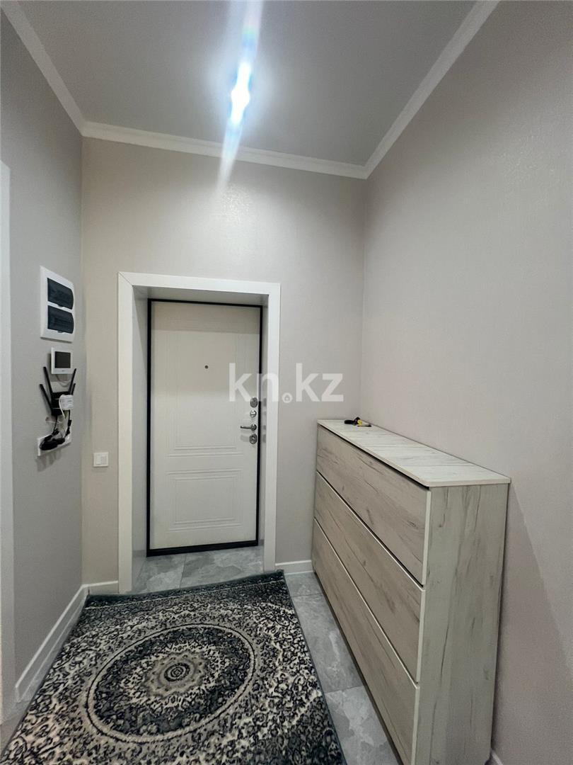 Продажа 4-комнатной квартиры, 107 м², ул. 3-я, дом  42б в Караганде - фото 14