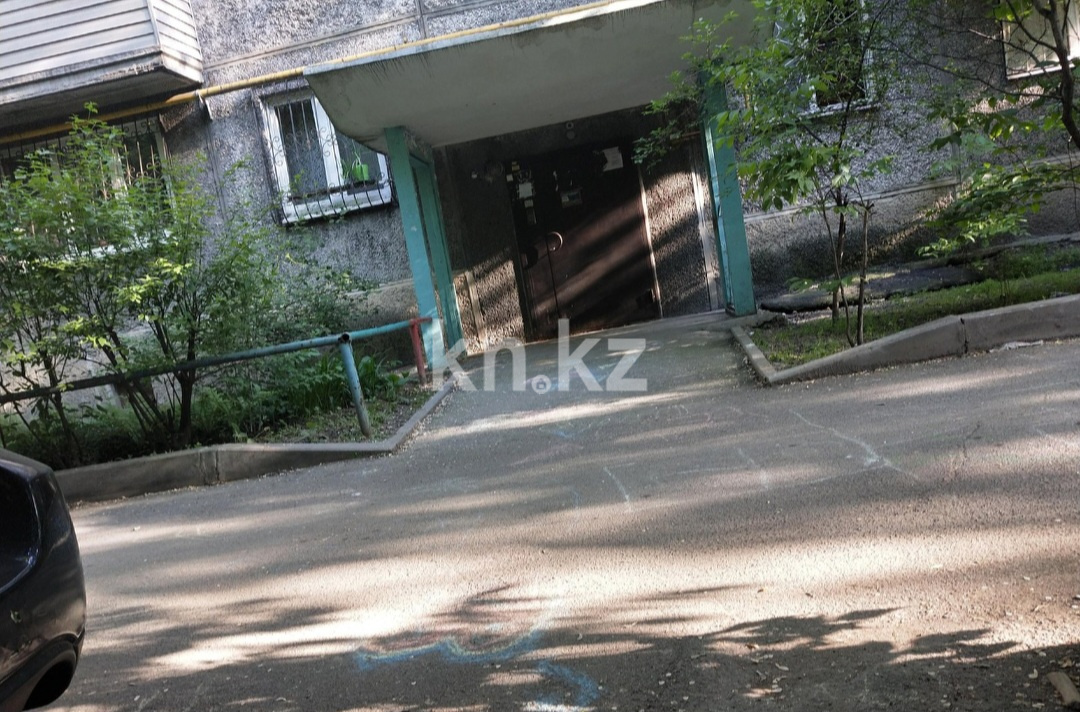 Аренда 1-комнатной квартиры посуточно, 36 м² в Алматы - фото 11