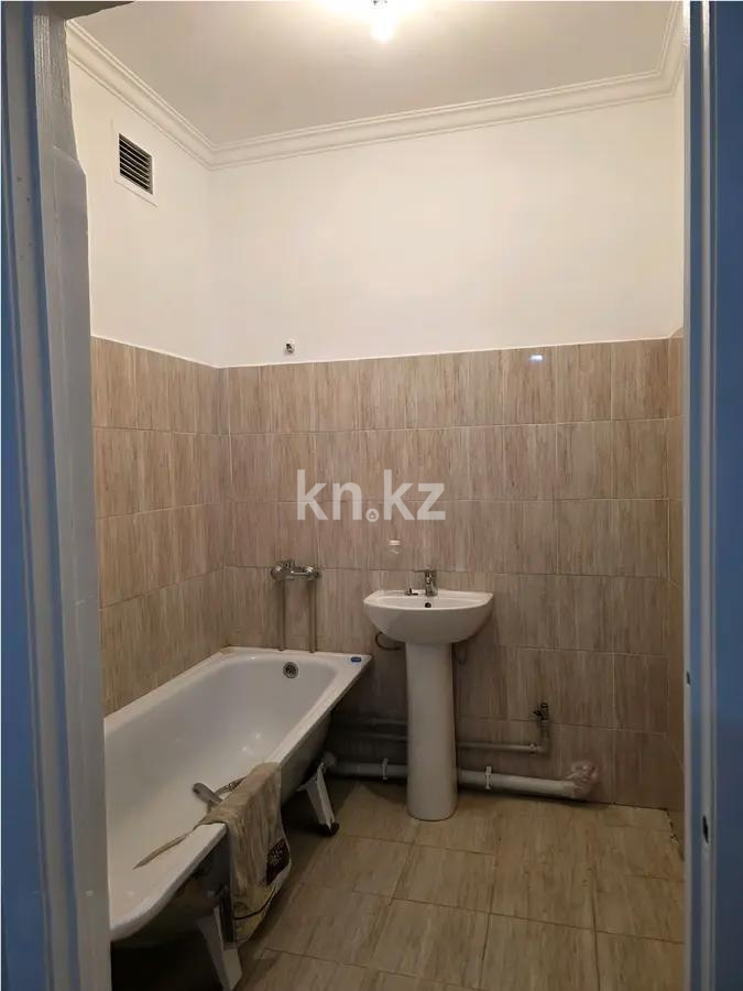 Продажа 2-комнатной квартиры, 63.5 м² в Алматы - фото 4