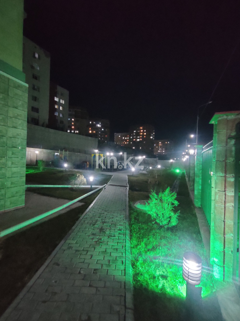 Аренда 2-комнатной квартиры посуточно, 52 м², Нурсат-1 мкр-н, дом  133/2 в Шымкенте - фото 11