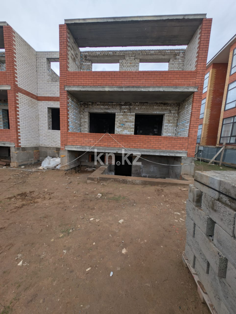 Продажа 1-комнатной квартиры, 36.2 м² в Уральске - фото 2