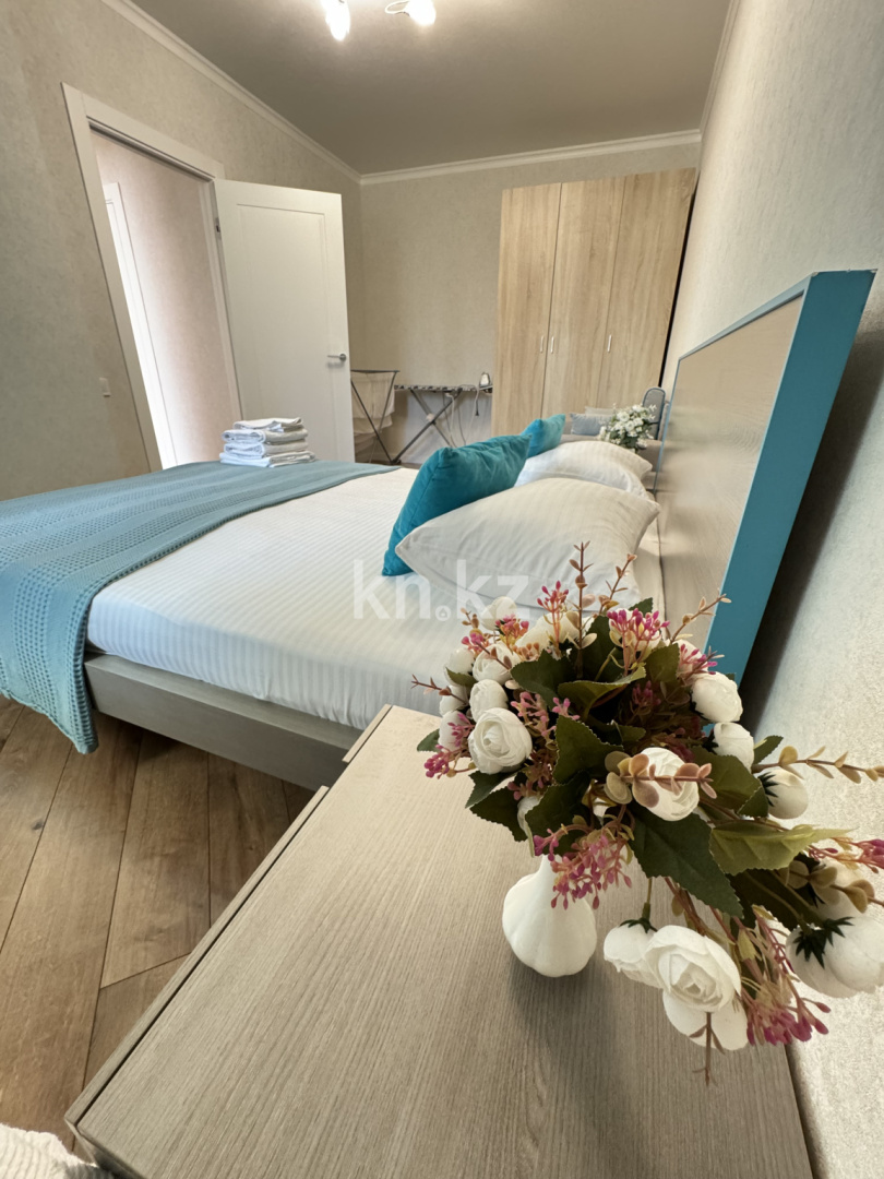 Аренда 2-комнатной квартиры посуточно, 80 м², ул. Керей, Жанибек хандар, дом  12/1 в Астане - фото 4