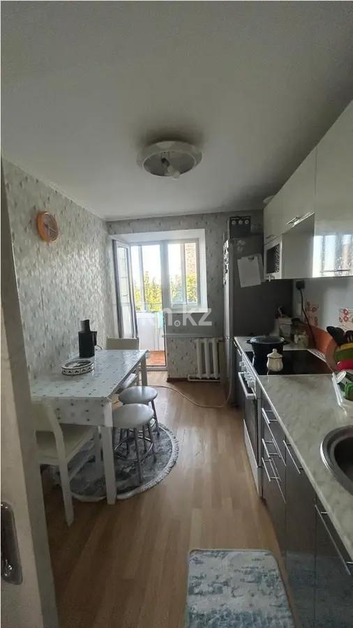 Продажа 3-комнатной квартиры, 61 м², мкр. Восток-3, дом  9 в Караганде - фото 4