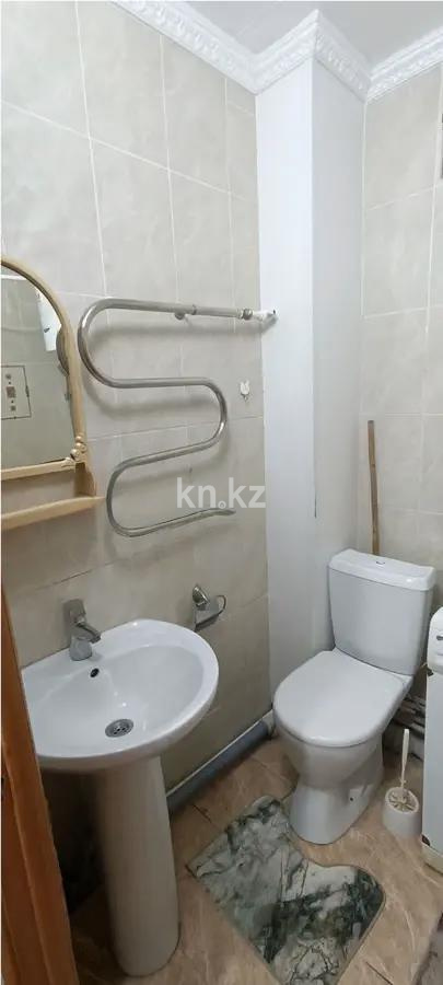 Продажа 1-комнатной квартиры, 31 м², 15 мкр., дом  18 в Караганде - фото 4