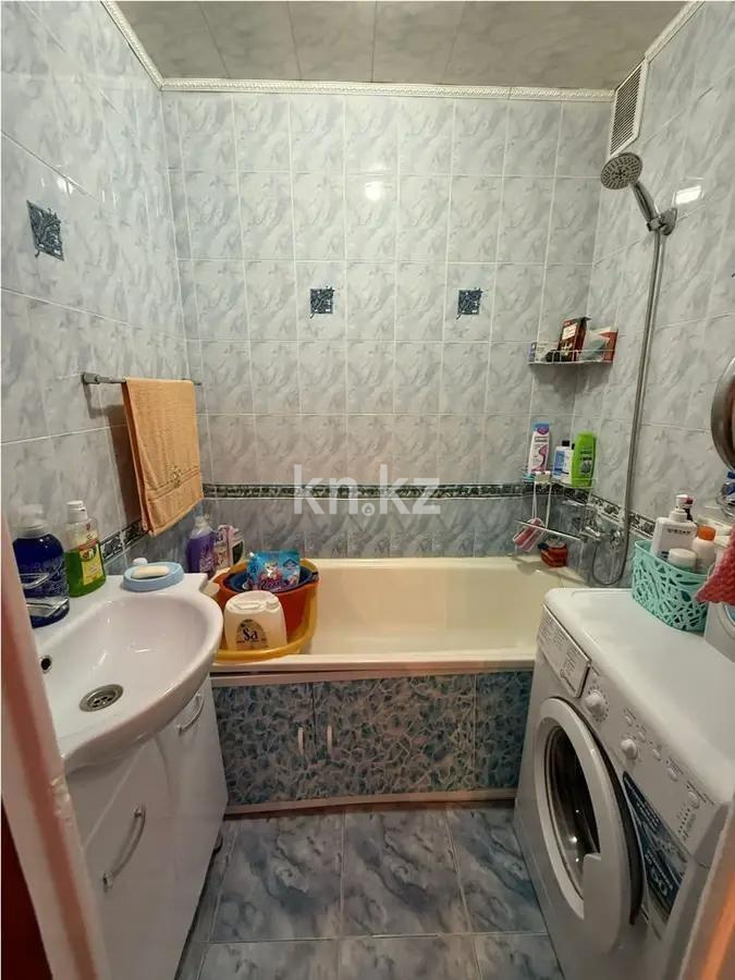 Продажа 3-комнатной квартиры, 70 м², мкр. Гульдер-1, дом  3 в Караганде - фото 6