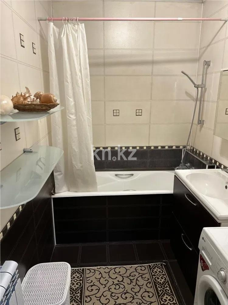 Продажа 2-комнатной квартиры, 69 м², ул. Торайгырова, дом  19а в Алматы - фото 4