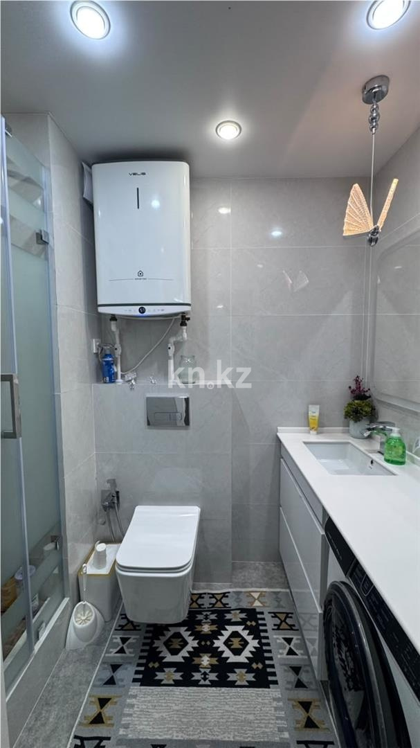 Продажа 3-комнатной квартиры, 70.4 м² в Караганде - фото 12