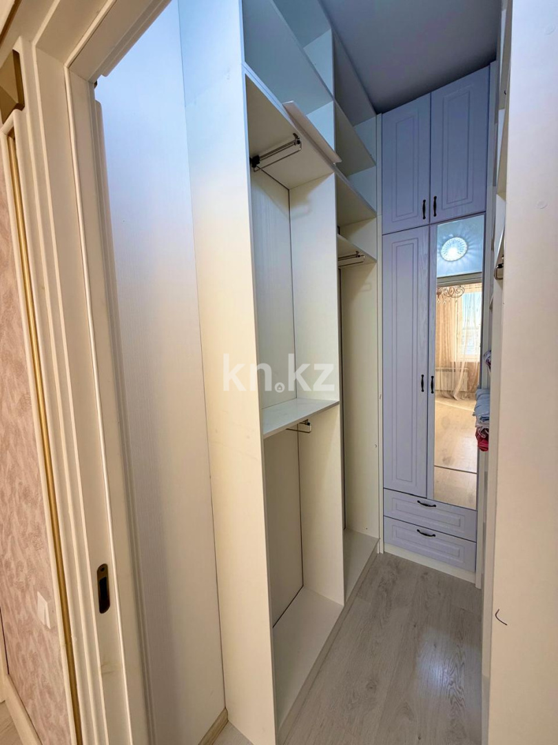 Продажа 3-комнатной квартиры, 106 м², ул. Керей, Жанибек хандар, дом  28 - пр. Мангилик Ел в Астане - фото 10
