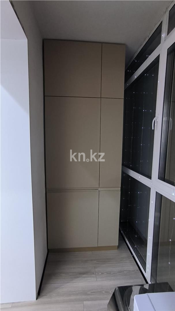 Продажа 4-комнатной квартиры, 107 м², ул. Муканова в Караганде - фото 23