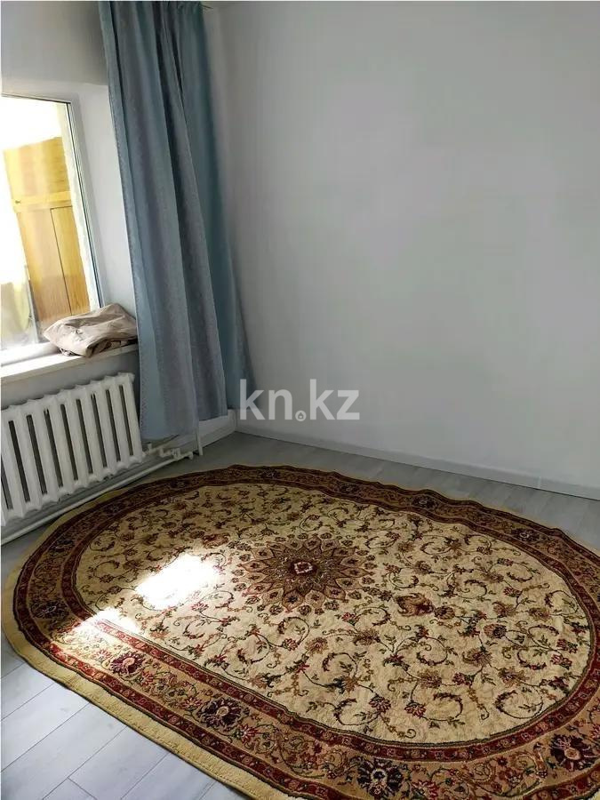 Продажа 3-комнатной квартиры, 74 м², пр. Шахтеров, дом  74 в Караганде - фото 3
