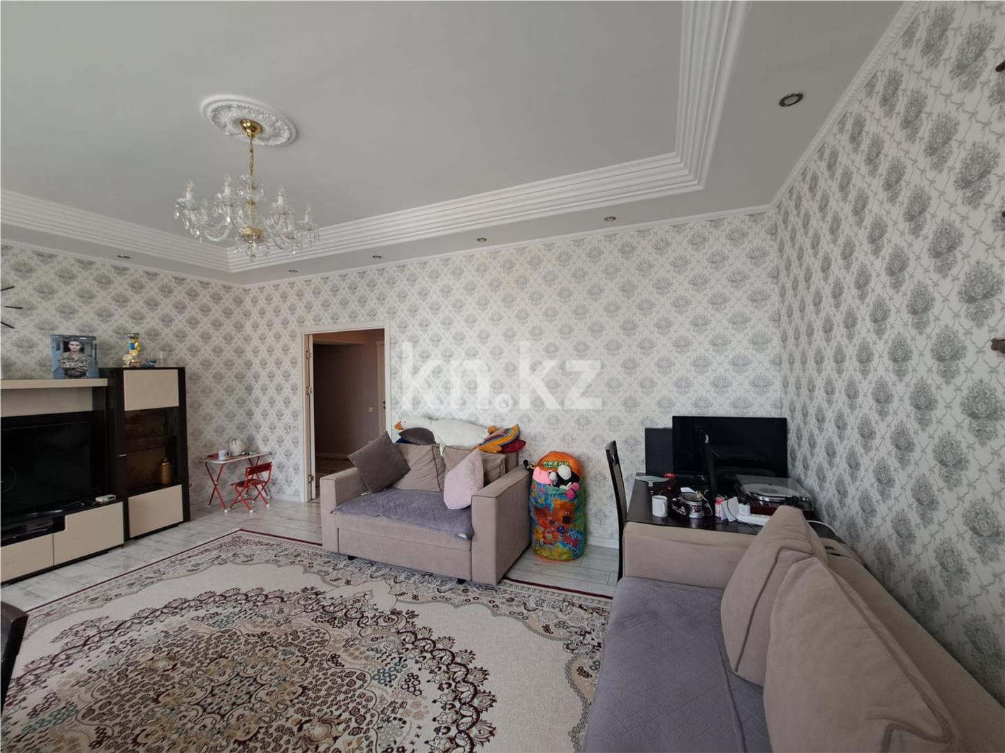 Продажа 4-комнатной квартиры, 123 м² в Астане