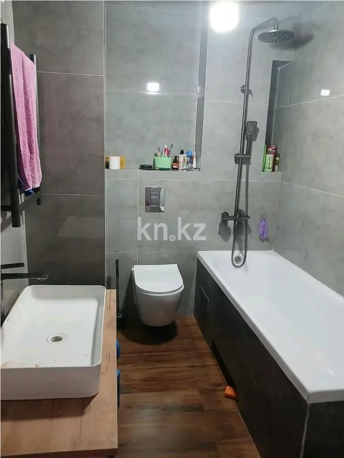 Продажа 3-комнатной квартиры, 69 м² в Алматы - фото 2