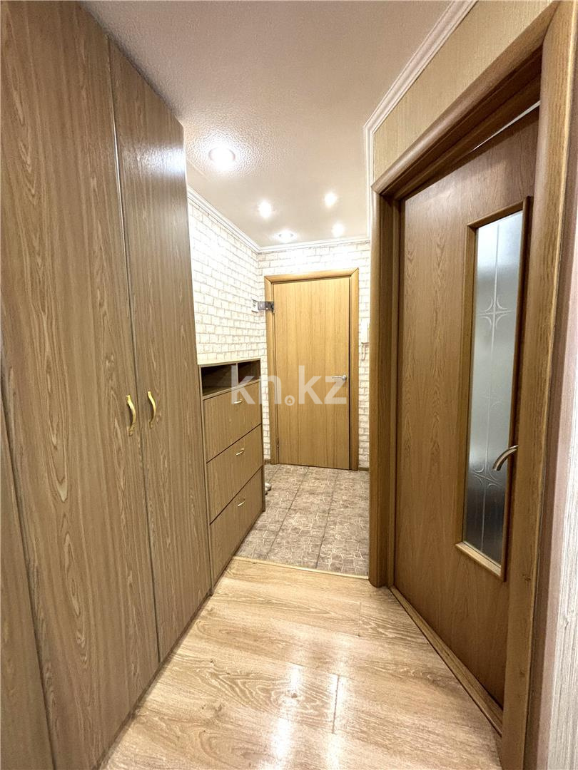 Продажа 1-комнатной квартиры, 31 м², ул. Аманжолова в Караганде - фото 8