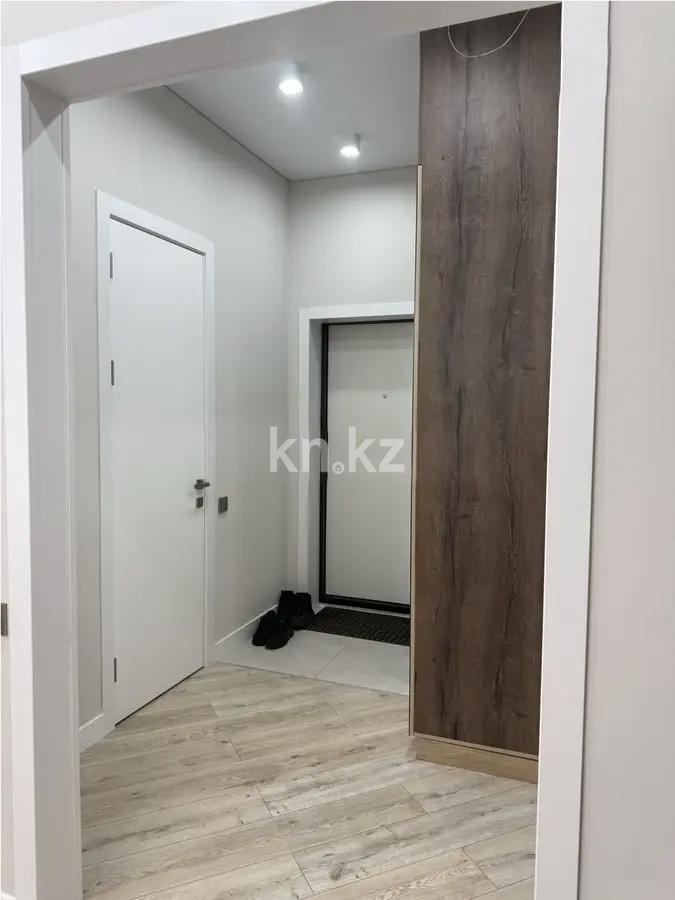 Продажа 2-комнатной квартиры, 67 м², ул. Омарова, дом  2/1 в Астане - фото 5