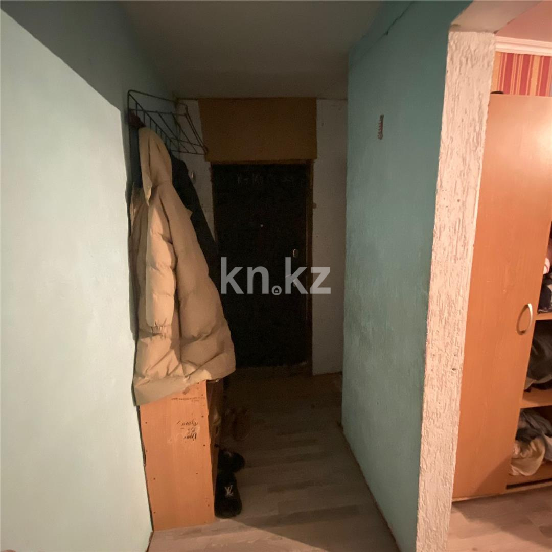 Продажа 3-комнатной квартиры, 63 м², мкр. Восток-2 в Караганде - фото 9