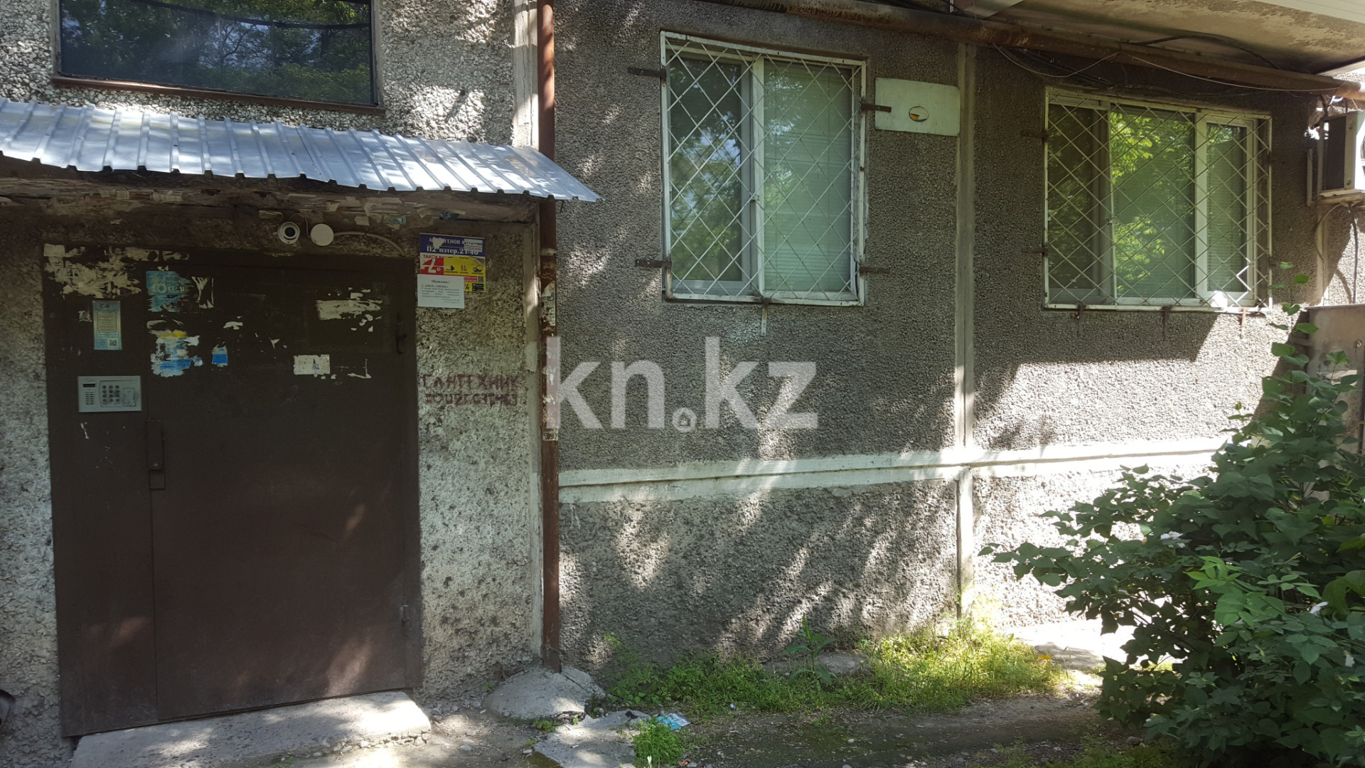 Продажа 3-комнатной квартиры, 63 м², ул. Айбергенова, дом  7 в Шымкенте - фото 3