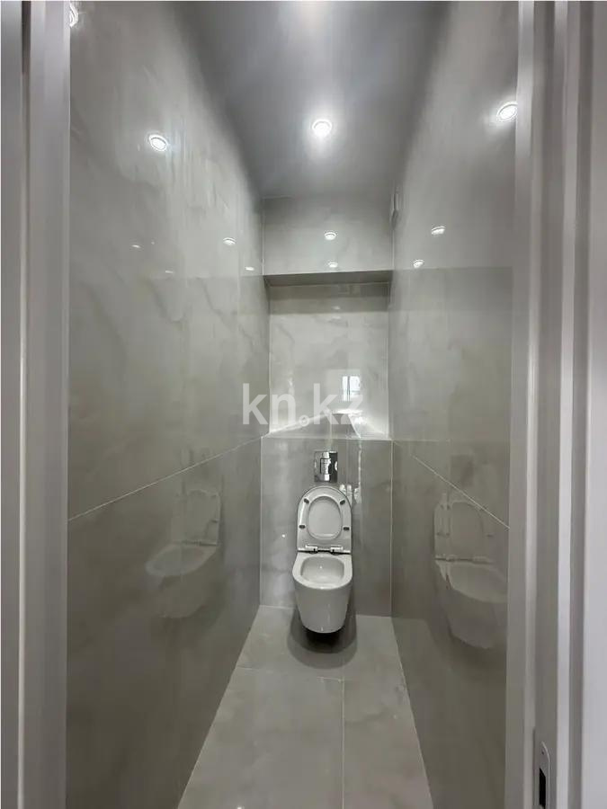 Продажа 3-комнатной квартиры, 70.2 м² в Алматы - фото 4