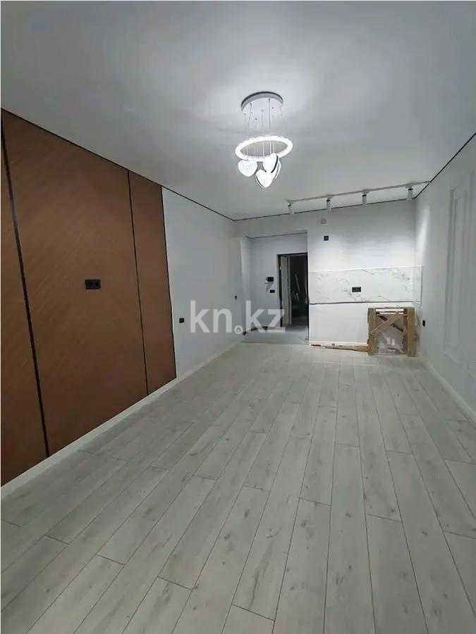 Продажа 1-комнатной квартиры, 34 м², ул. Омарова, дом  1 в Алматы - фото 2