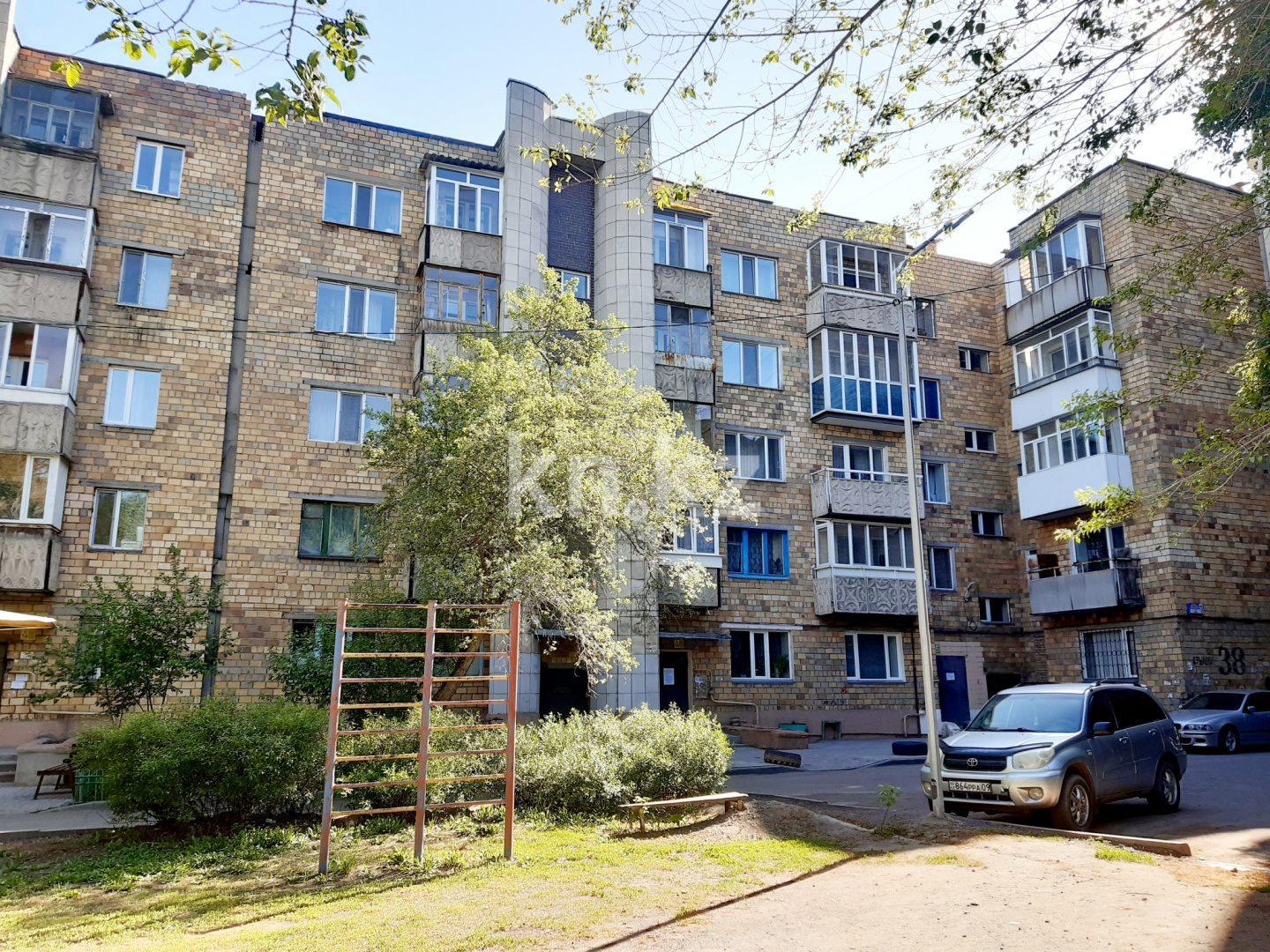 Продажа 3-комнатной квартиры, 61 м², ул. Крылова, дом  38 в Караганде - фото 13