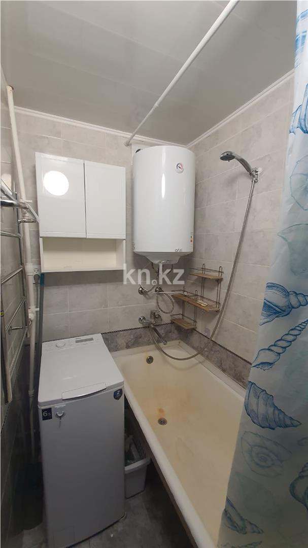 Продажа 2-комнатной квартиры, 40 м², мкр-н 21 в Караганде - фото 8