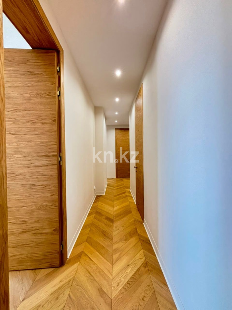Продажа 3-комнатной квартиры, 194 м² в Астане - фото 29