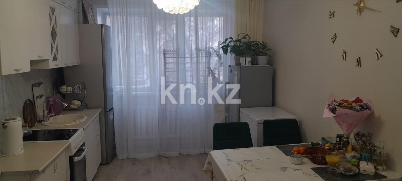 Продажа 4-комнатной квартиры, 77 м², ул. Гапеева в Караганде - фото 7