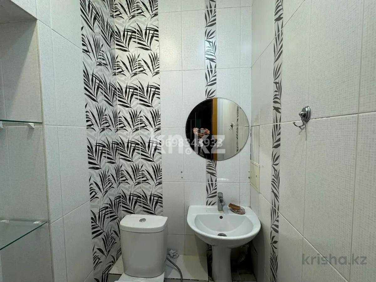 Продажа 4-комнатной квартиры, 191.7 м², ул. Мамбетова в Астане - фото 18