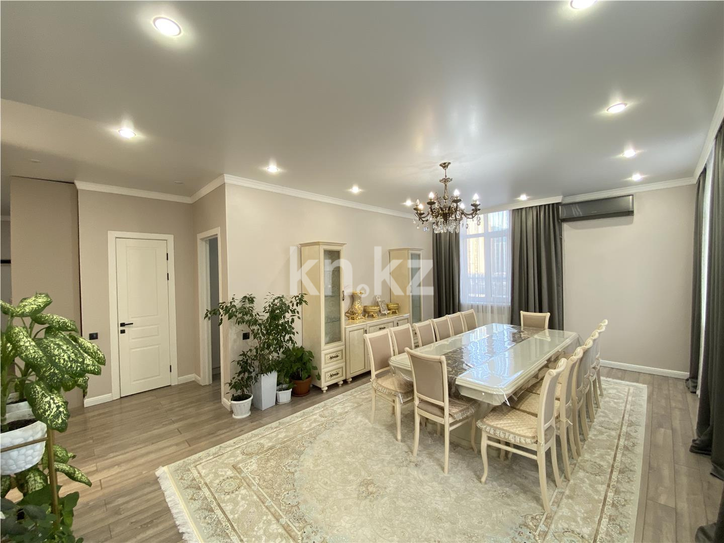 Продажа 4-комнатной квартиры, 114.6 м² в Астане - фото 3