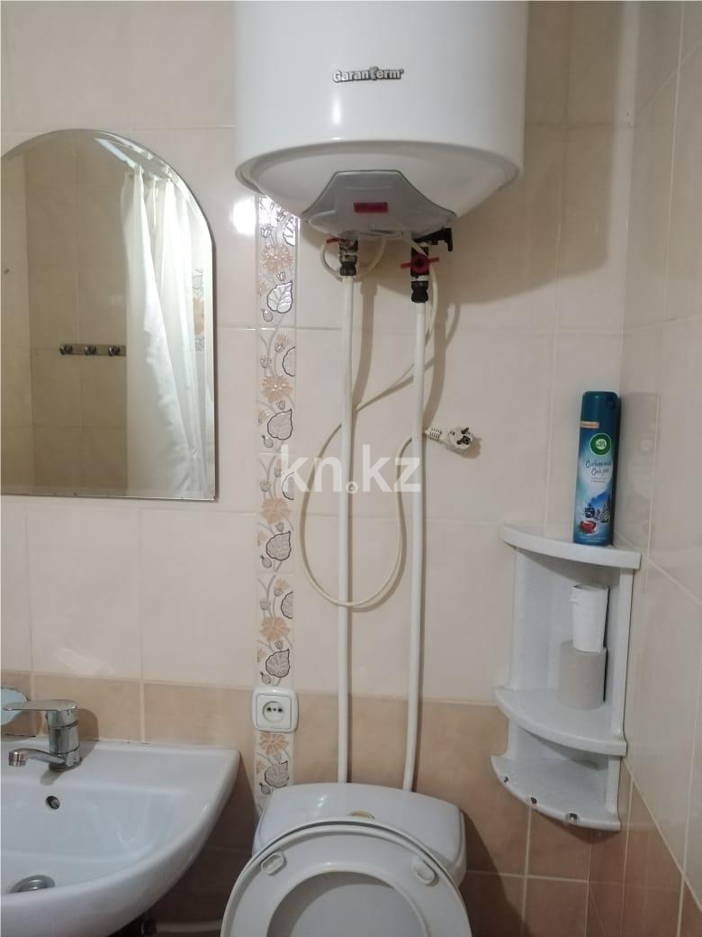 Продажа 2-комнатной квартиры, 44 м², пр. Назарбаева, дом  23 в Караганде - фото 8