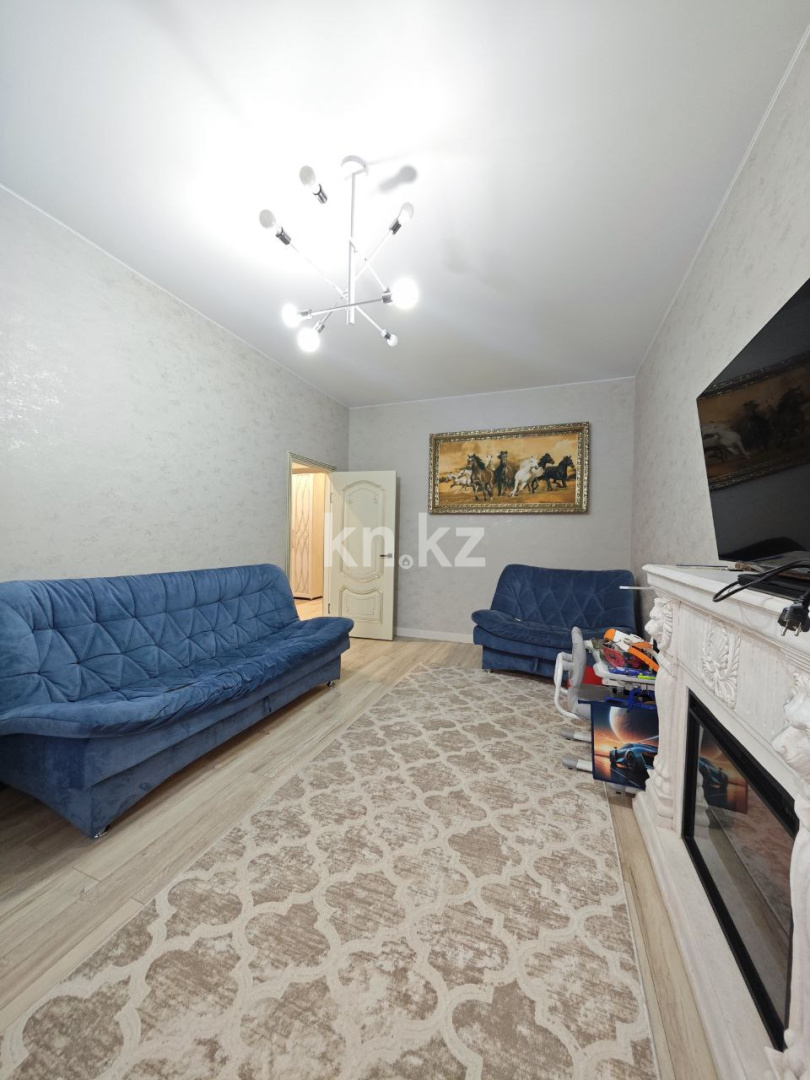 Продажа 3-комнатной квартиры, 84 м², ул. Муканова в Караганде - фото 4