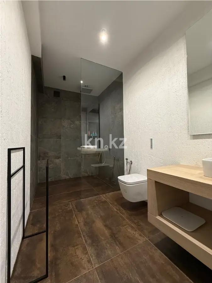 Продажа 4-комнатной квартиры, 320 м², мкр-н Самал-2, дом  58 в Алматы - фото 7