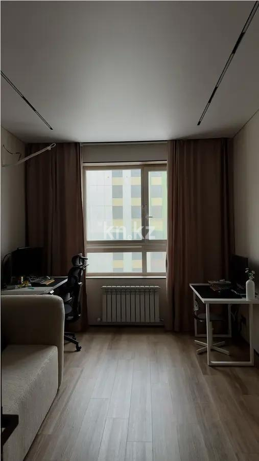 Продажа 4-комнатной квартиры, 82 м² в Астане