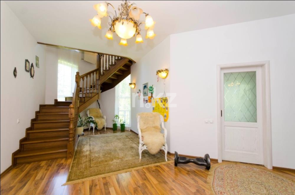 Продажа 8-комнатного дома, 330 м², Ремизовка в Алматы - фото 5